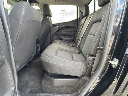 Used 2018 Chevrolet Colorado LT w/ LT Convenience Package image 19