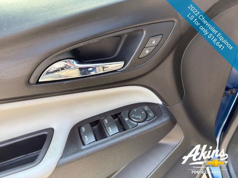Certified 2022 Chevrolet Equinox LS w/ LS Convenience Package FWD image 4
