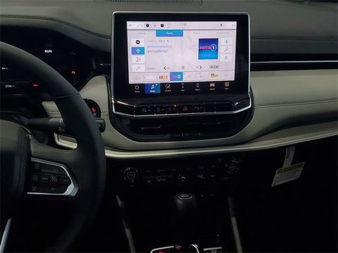 New 2026 Jeep Compass Limited w/ Sun, Sound & Navigation Group image 16