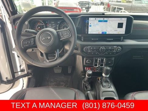 New 2026 Jeep Wrangler Unlimited Rubicon AWD/4WD image 17