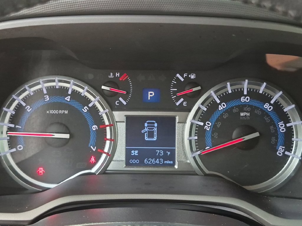 Used 2018 Toyota 4Runner SR5 Premium AWD/4WD image 18