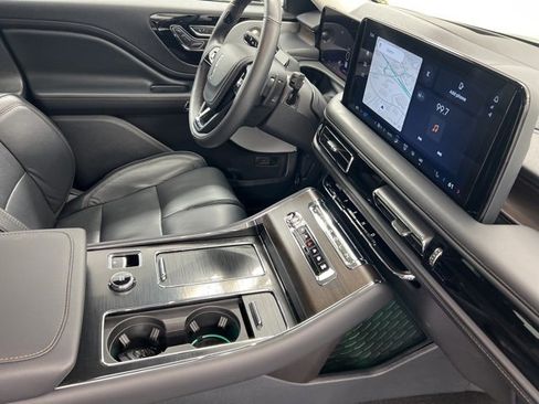 New 2025 Lincoln Aviator Reserve w/ Equipment Group 201A image 25
