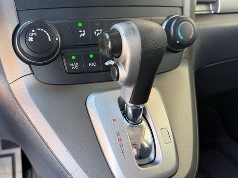 Used 2011 Honda CR-V LX image 25