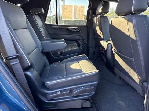 Used 2025 Chevrolet Tahoe Premier image 13