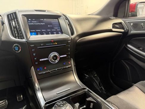 Used 2019 Ford Edge ST w/ Equipment Group 401A AWD/4WD image 26