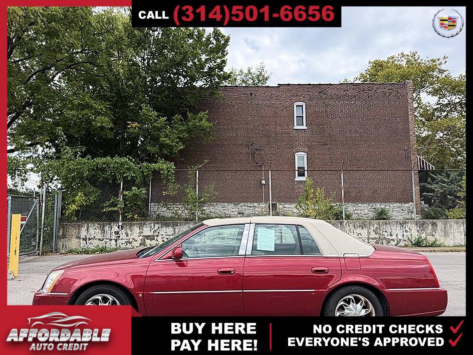 Used 2008 Cadillac DTS w/ Sun And Sound Package FWD image 2