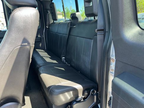 Used 2011 Ford F250 Lariat w/ Chrome Pkg AWD/4WD image 9