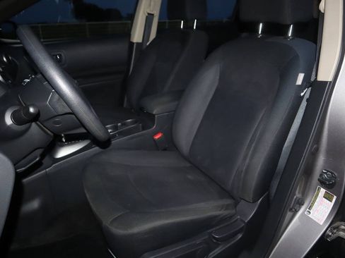 Used 2013 Nissan Rogue S AWD/4WD image 3