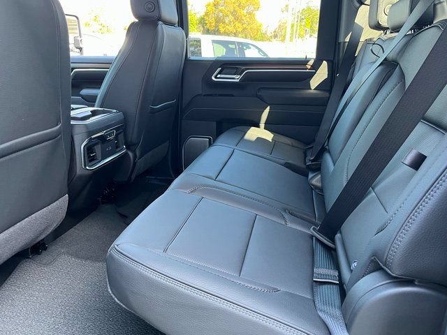 New 2026 GMC Sierra 2500 Denali w/ Denali Reserve Package AWD/4WD image 16