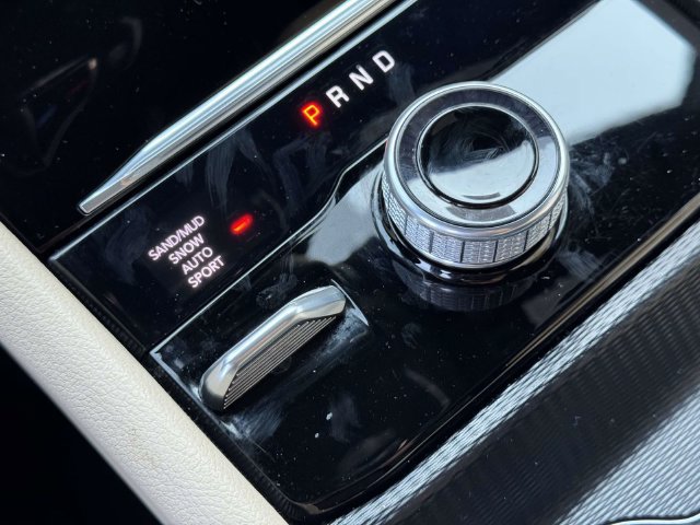 Used 2024 Jeep Grand Cherokee Limited AWD/4WD image 28