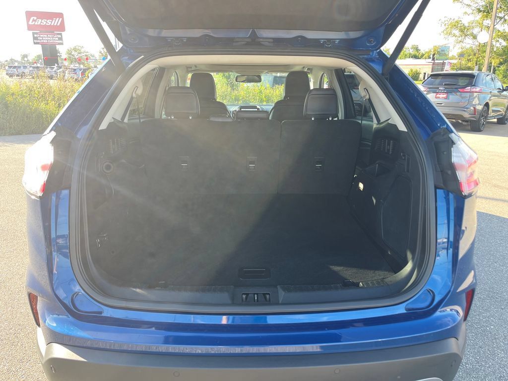 Used 2024 Ford Edge Titanium AWD/4WD image 30