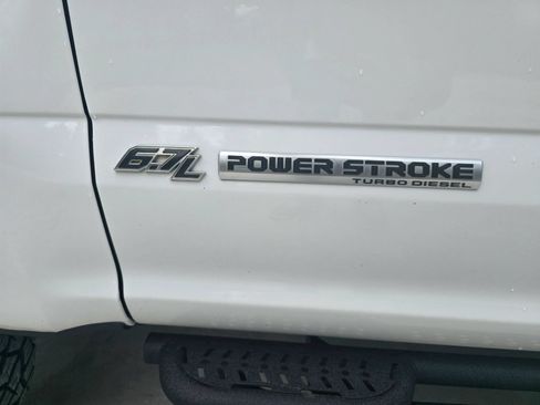 Used 2021 Ford F250 XLT AWD/4WD image 13