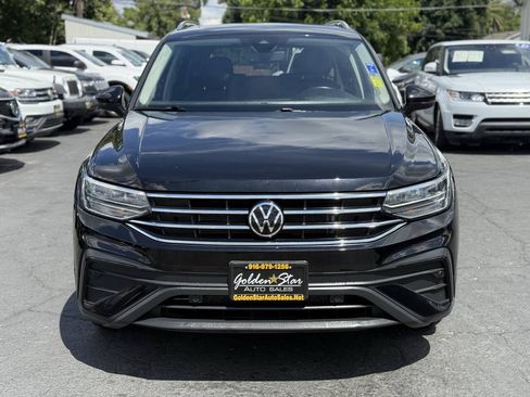 Used 2022 Volkswagen Tiguan SE FWD image 5