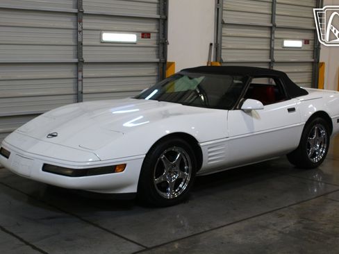 Used 1992 Chevrolet Corvette Stingray Convertible image 27