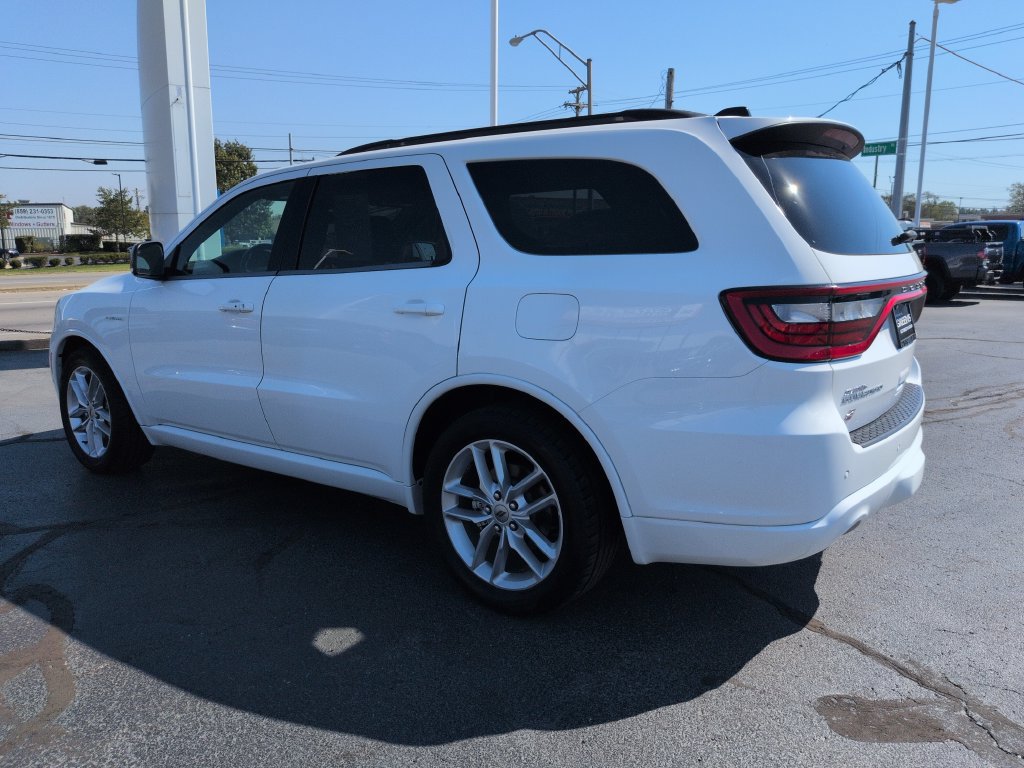 Used 2023 Dodge Durango R/T AWD/4WD image 3