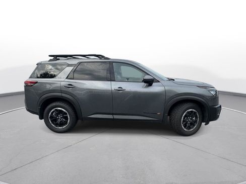 Used 2025 Nissan Pathfinder Rock Creek AWD/4WD image 5