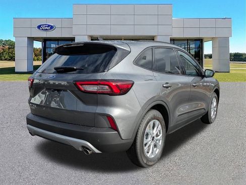 New 2026 Ford Escape Active w/ Active Premium Tech Pack FWD image 4