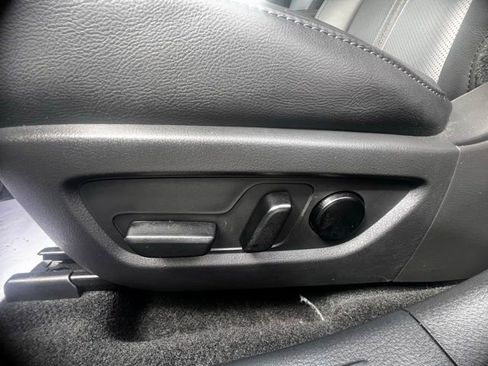 Used 2025 MAZDA CX-50 AWD 2.5 Hybrid w/ Weather Package image 19