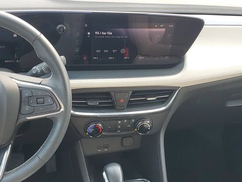 Certified 2024 Buick Encore GX Preferred AWD/4WD image 14