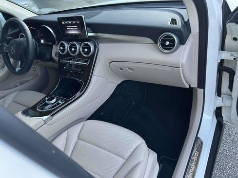 Used 2019 Mercedes-Benz GLC 300 image 50