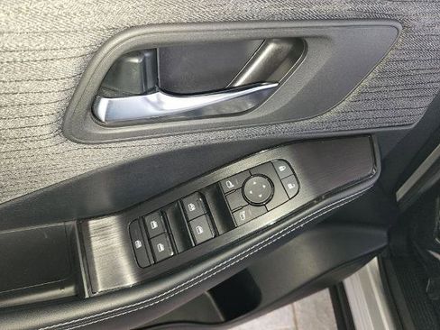 Certified 2023 Nissan Rogue SV FWD image 28
