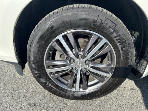 Used 2019 INFINITI QX60 Luxe w/ Essential Package AWD/4WD image 7