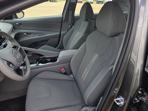 New 2026 Hyundai Elantra SEL Sport Premium FWD image 16