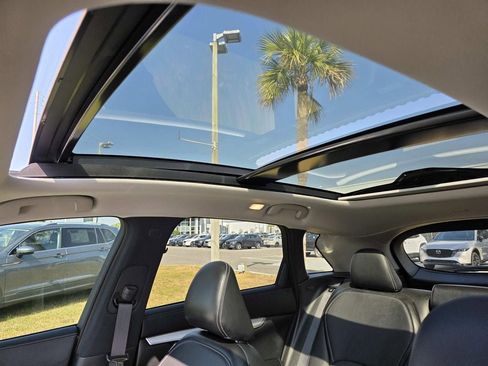 Used 2020 INFINITI QX50 Luxe w/ Navigation Package image 9