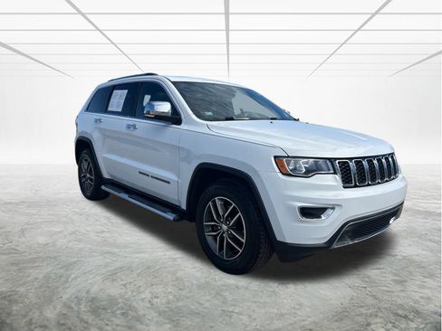 Used 2018 Jeep Grand Cherokee Limited w/ Mopar Chrome Edition Group image 2