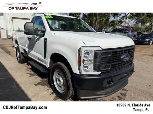 Used 2025 Ford F350 XL w/ XL Driver Assist Package image 1