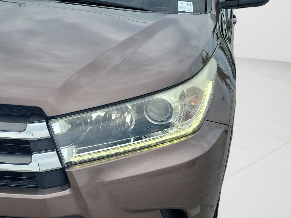 Used 2019 Toyota Highlander Limited AWD/4WD image 26