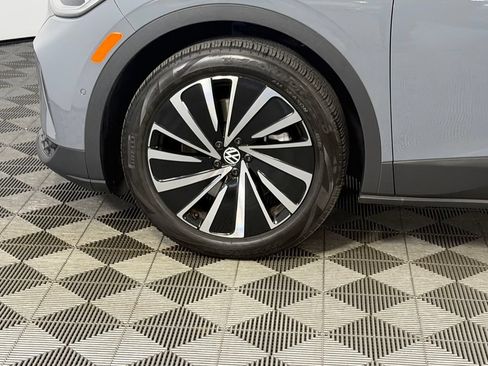 Used 2024 Volkswagen ID.4 S RWD image 12