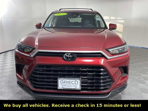 Used 2025 Toyota Grand Highlander AWD Hybrid image 3