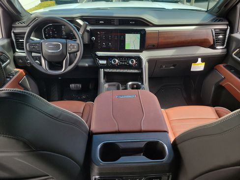 New 2026 GMC Sierra 2500 Denali Ultimate w/ Max Trailering Package AWD/4WD image 16