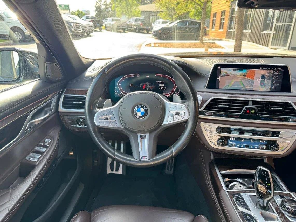 Used 2020 BMW 750i xDrive w/ Executive Package AWD/4WD image 14
