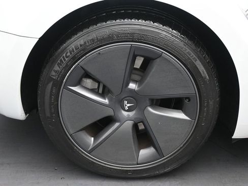 Used 2023 Tesla Model 3 Standard Range RWD image 34
