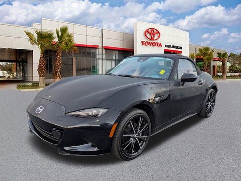 Used 2025 MAZDA MX-5 Miata Grand Touring w/ Weather Package image 8