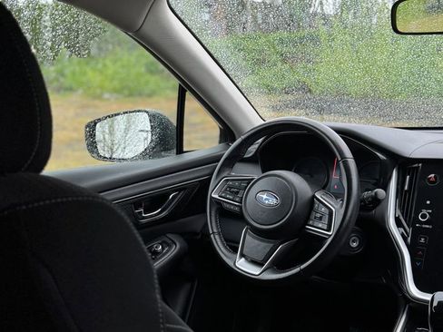 Used 2024 Subaru Outback Premium AWD/4WD image 33