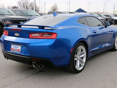 Used 2017 Chevrolet Camaro SS image 5