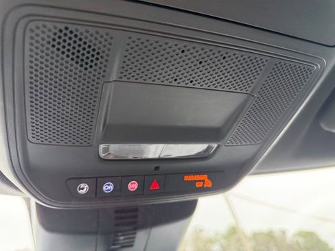 Certified 2025 GMC Acadia Elevation image 30