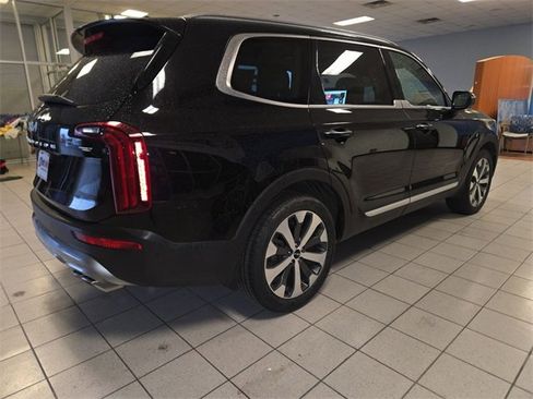 Used 2022 Kia Telluride S image 8