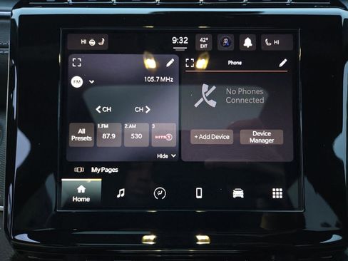 New 2025 Jeep Grand Cherokee Altitude image 16