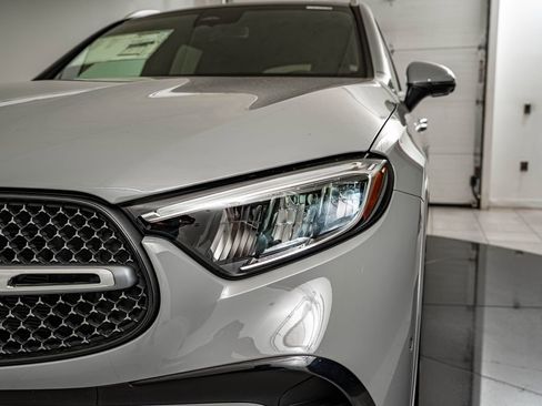 New 2026 Mercedes-Benz GLC 300 4MATIC image 13