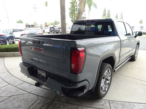 Certified 2025 GMC Sierra 1500 Denali w/ Denali Reserve Package AWD/4WD image 10