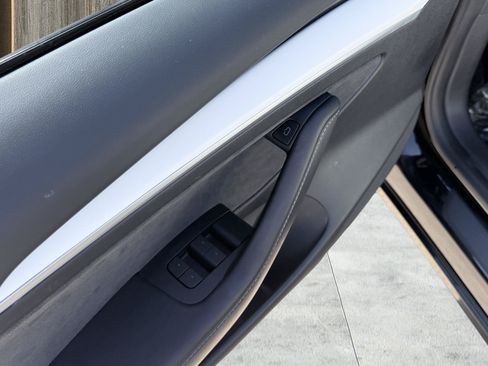 Used 2023 Tesla Model 3 Standard Range RWD image 16
