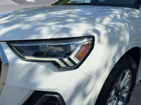 New 2025 Audi Q3 2.0T Premium image 10