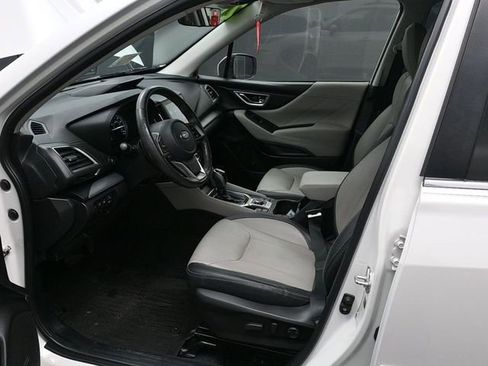 Used 2021 Subaru Forester Limited image 17