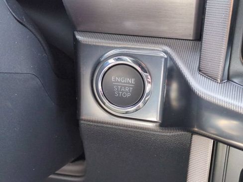 Used 2025 Ford F150 Platinum AWD/4WD image 27