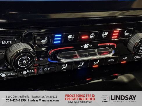New 2025 Jeep Grand Cherokee L Limited w/ Luxury Tech Group II AWD/4WD image 32