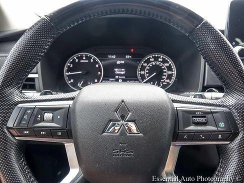 Used 2022 Mitsubishi Outlander SEL AWD/4WD image 14